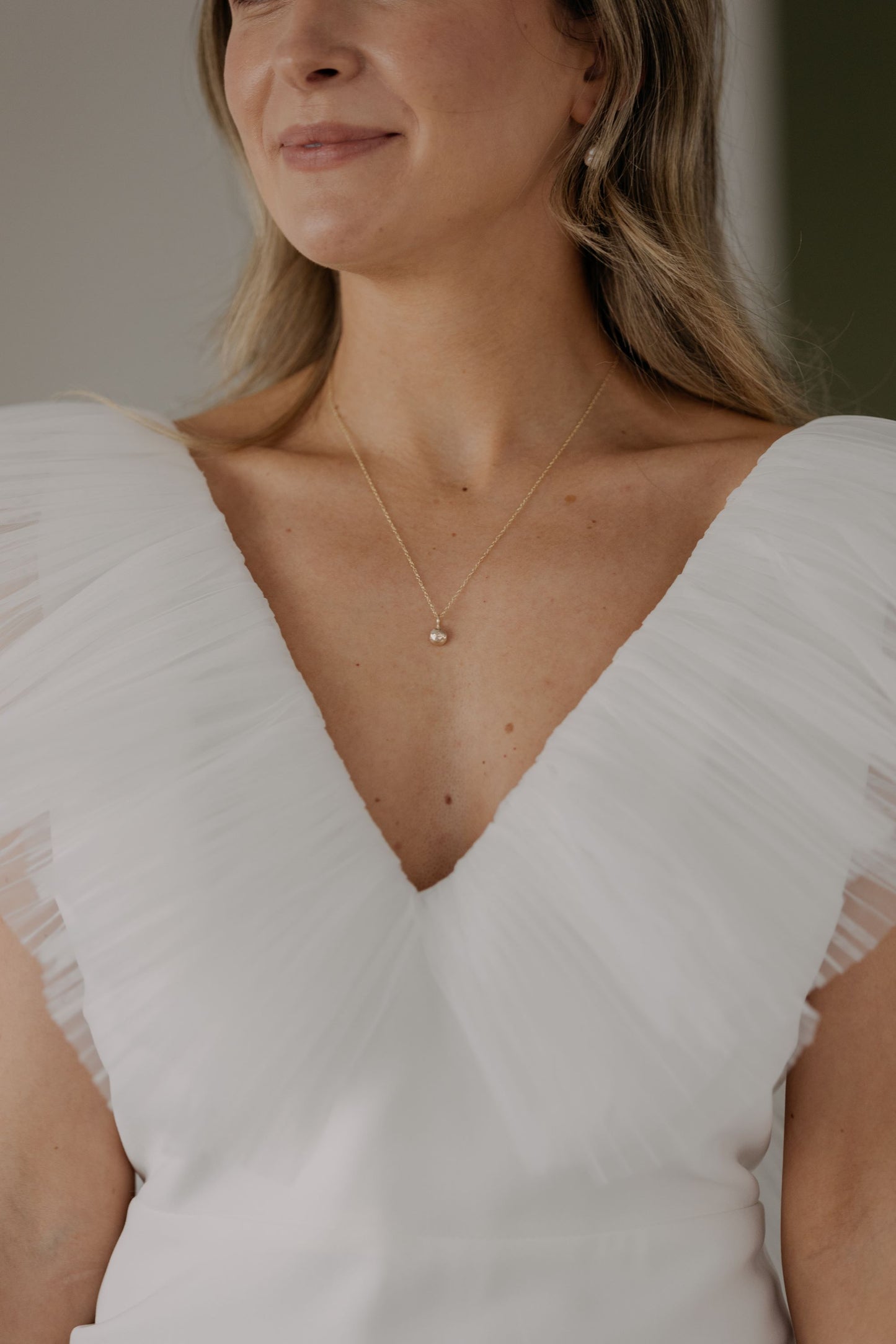 9ct Yellow Gold Pebble Necklace