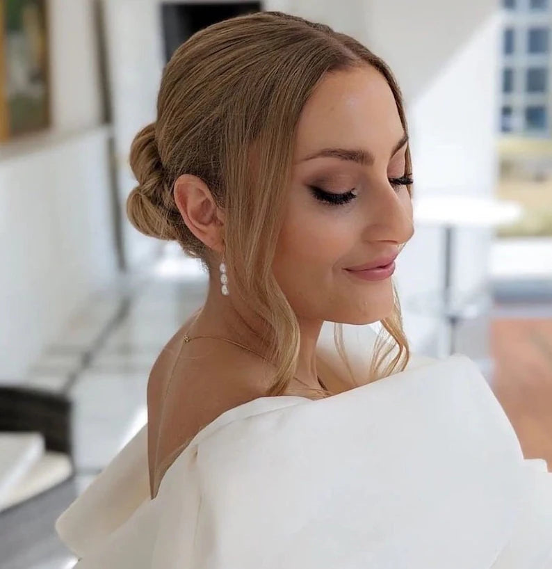 9ct Gold Pearl drop hooks